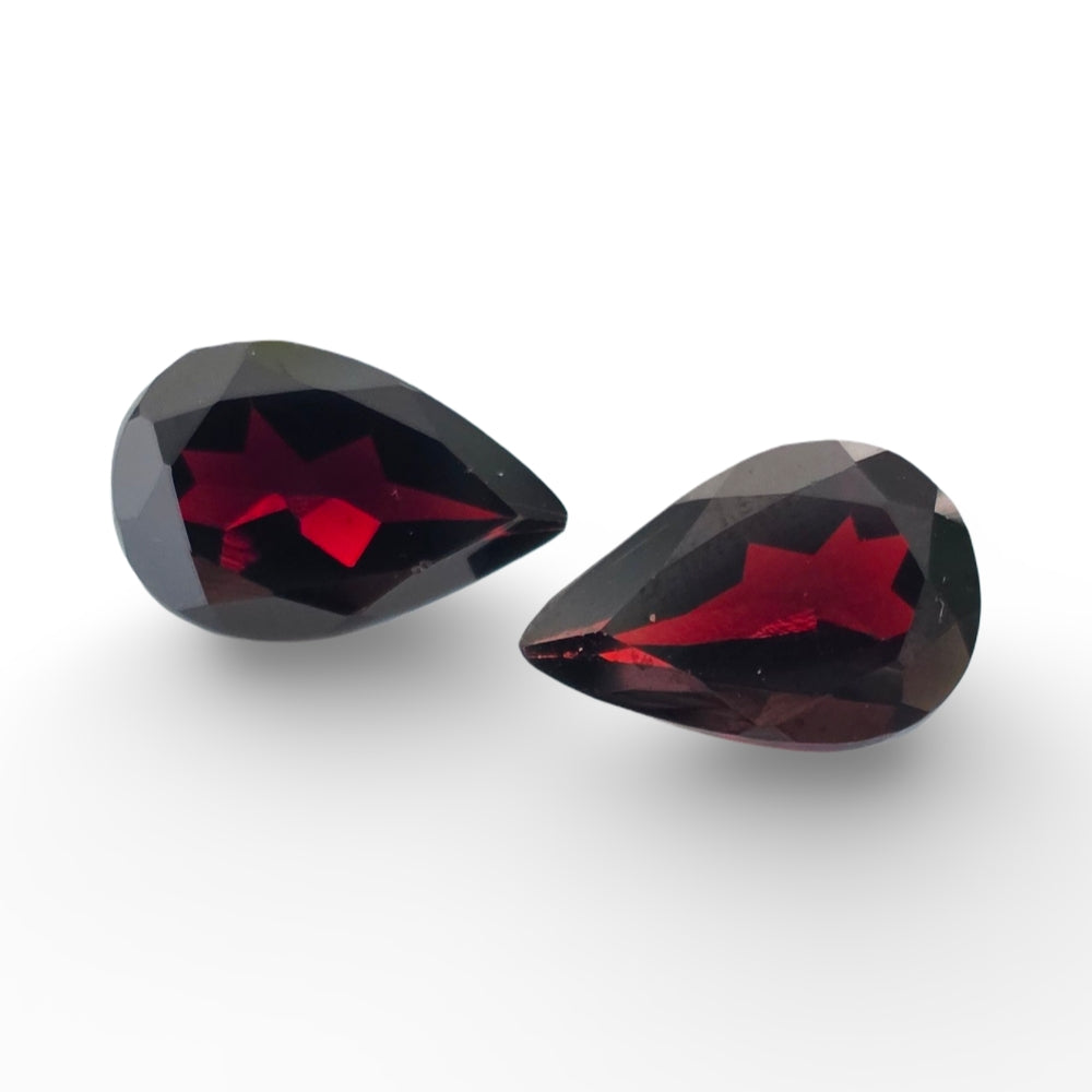 Natural Red Garnet pair 11.55 carat