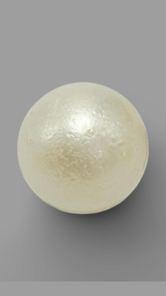 Natural pearl (moti)