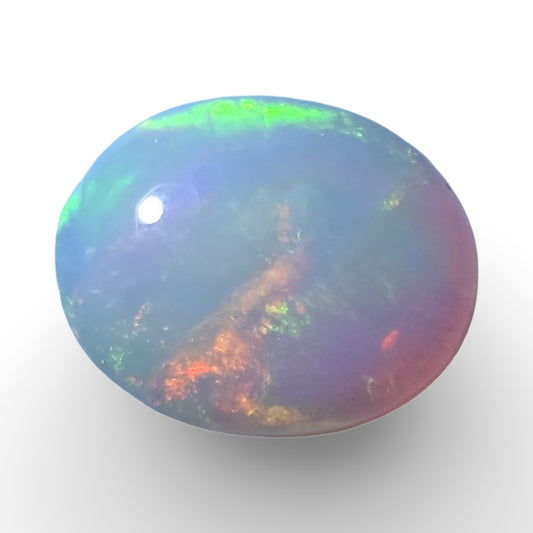 White Milky Opal 3.85 carat