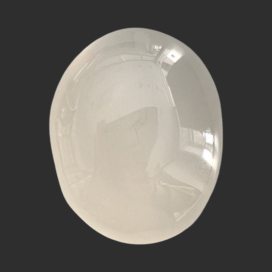 العقيق اليماني الأبيض الشفاف الطبيعي

Natural  White Yemeni Agate 5.55 gram