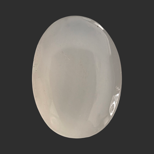 العقيق اليماني الأبيض الشفاف الطبيعي

Natural  White Yemeni Agate 3.74 gram