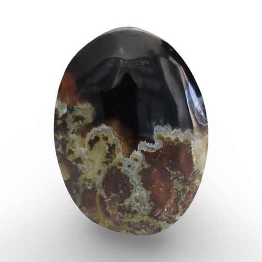 (عقيق يماني خريطة أسود)
Black Yemeni Map Agate 2.22 gram