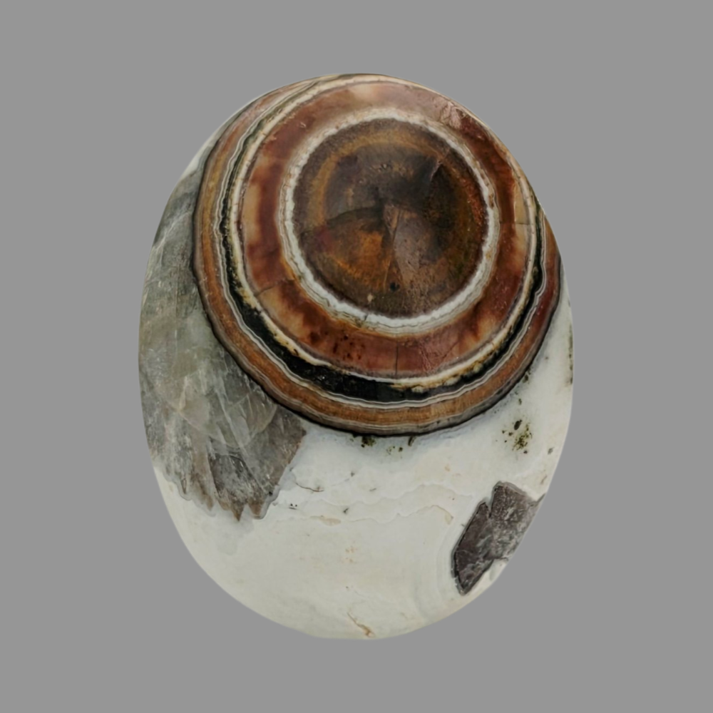 العقيق الداودي اليماني الطبيعي

Natural Yemeni Dawoodi Eye Agate 4.45 gram